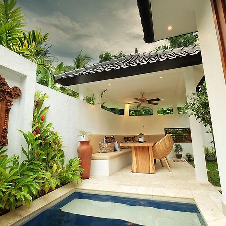 Villa Plumbargo Senggigi Ngoại thất bức ảnh